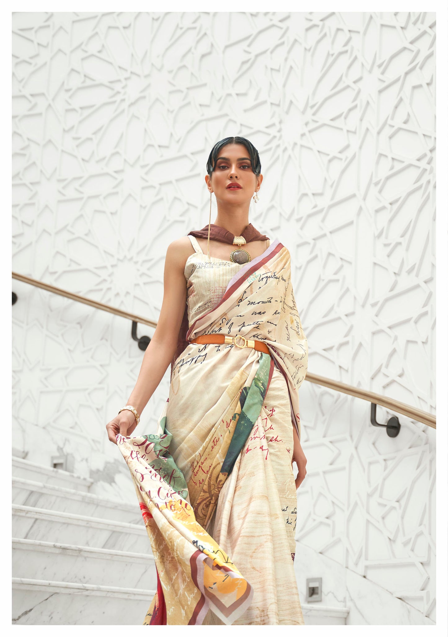 Off-White Digital Print Crepe Silk Saree