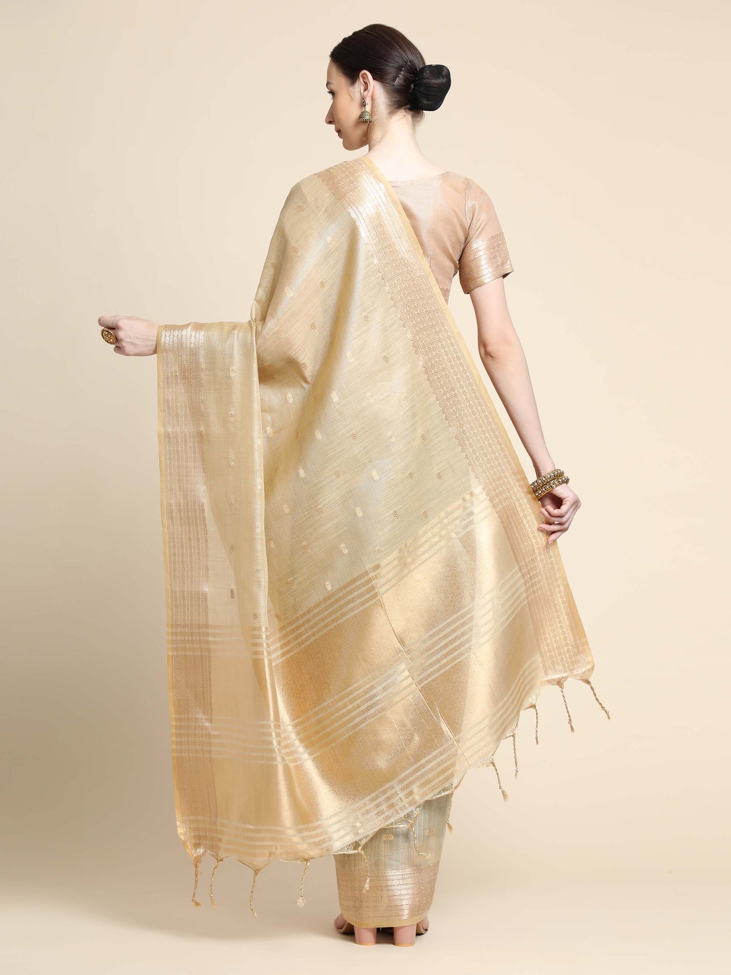 Cream Zari Maheshwari Silk Saree